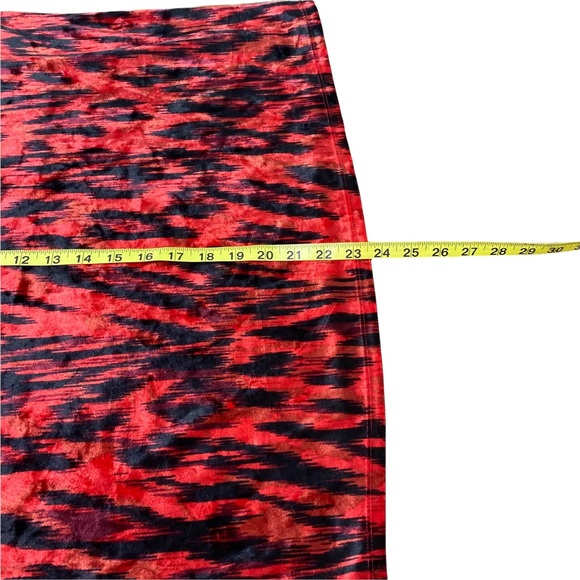 Rock & Republic Red & Black Leopard print Velvet Tee Women's L Valentines Day - Picture 8 of 8